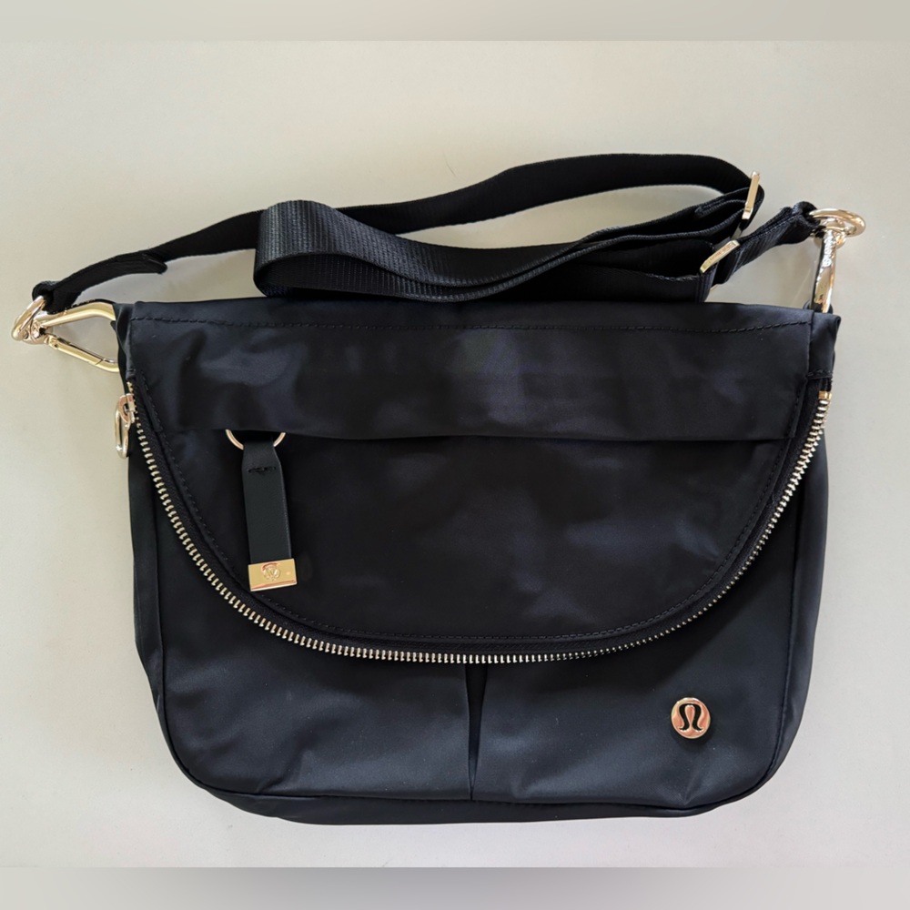 NWOT Lululemon All Night Festival Bag 5L